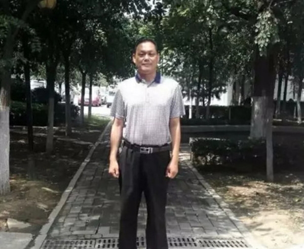 <b>三木秉凤:春花绚烂 秋果飘香(周凤森)</b>