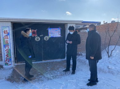 奔忙在防疫区的铁脚板
