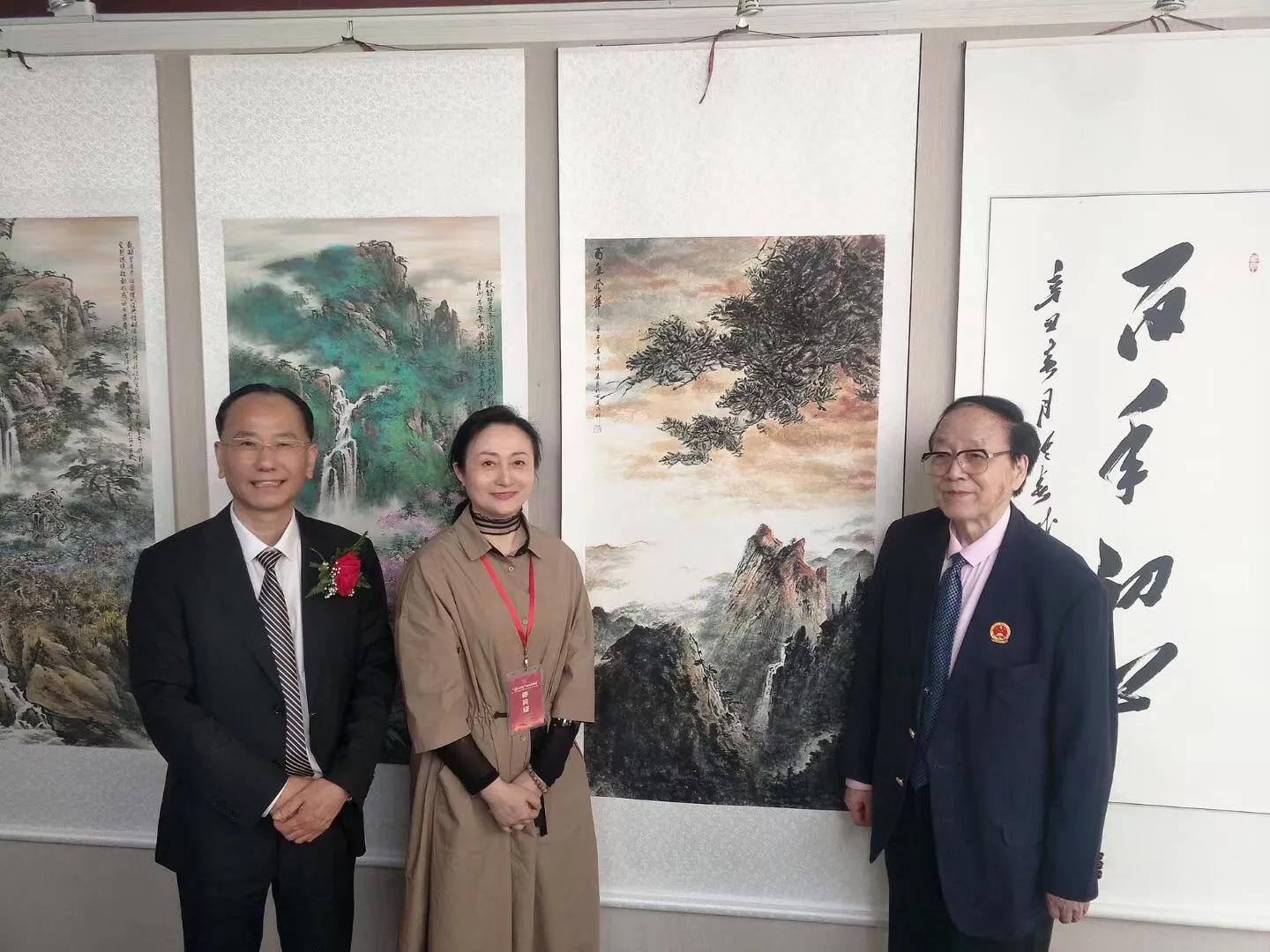 “百年初心”重大主题展暨一带一路全球巡展第13站盛大开幕
