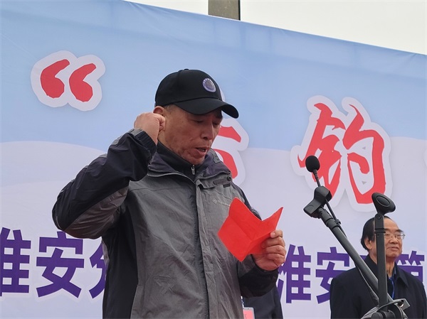 高手云集争霸看谁称霸 劲牛垂纶竞技比谁最牛