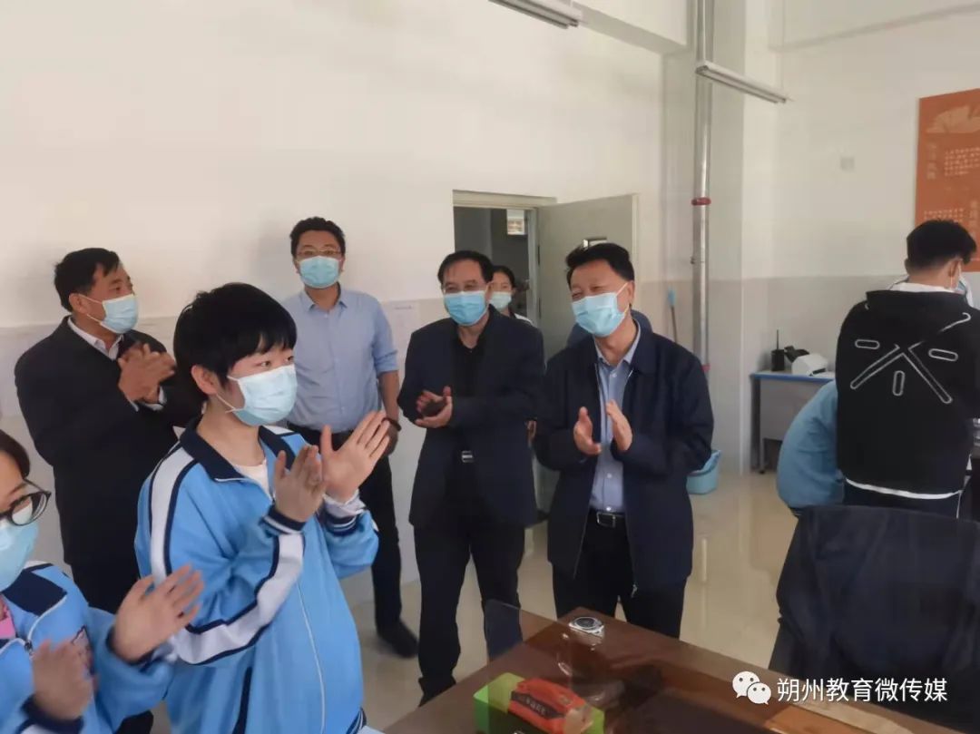 朔州市教育局局长刘贵龙检查指导校园疫情防控工作