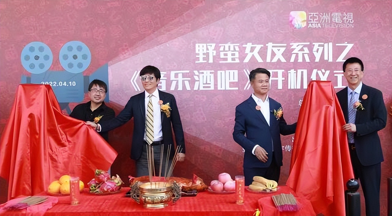 以“中国精神,品牌故事”为背景,打造国内第一家IP短剧梦工场