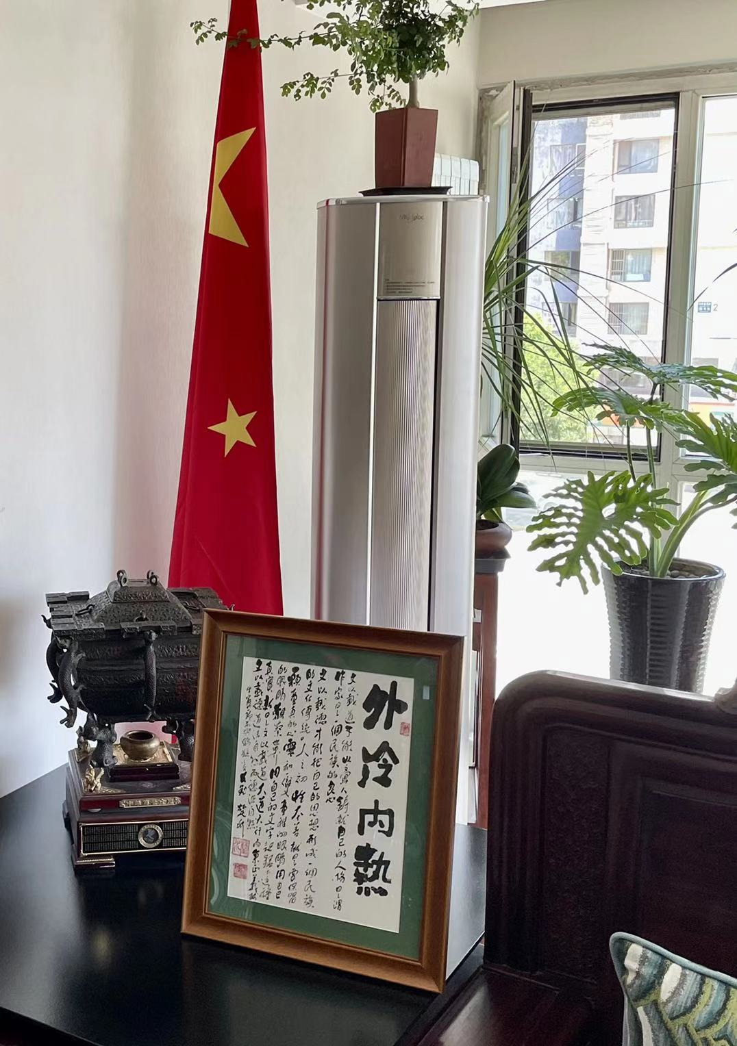 外冷内热----中国通俗文艺研究会会长 楚水