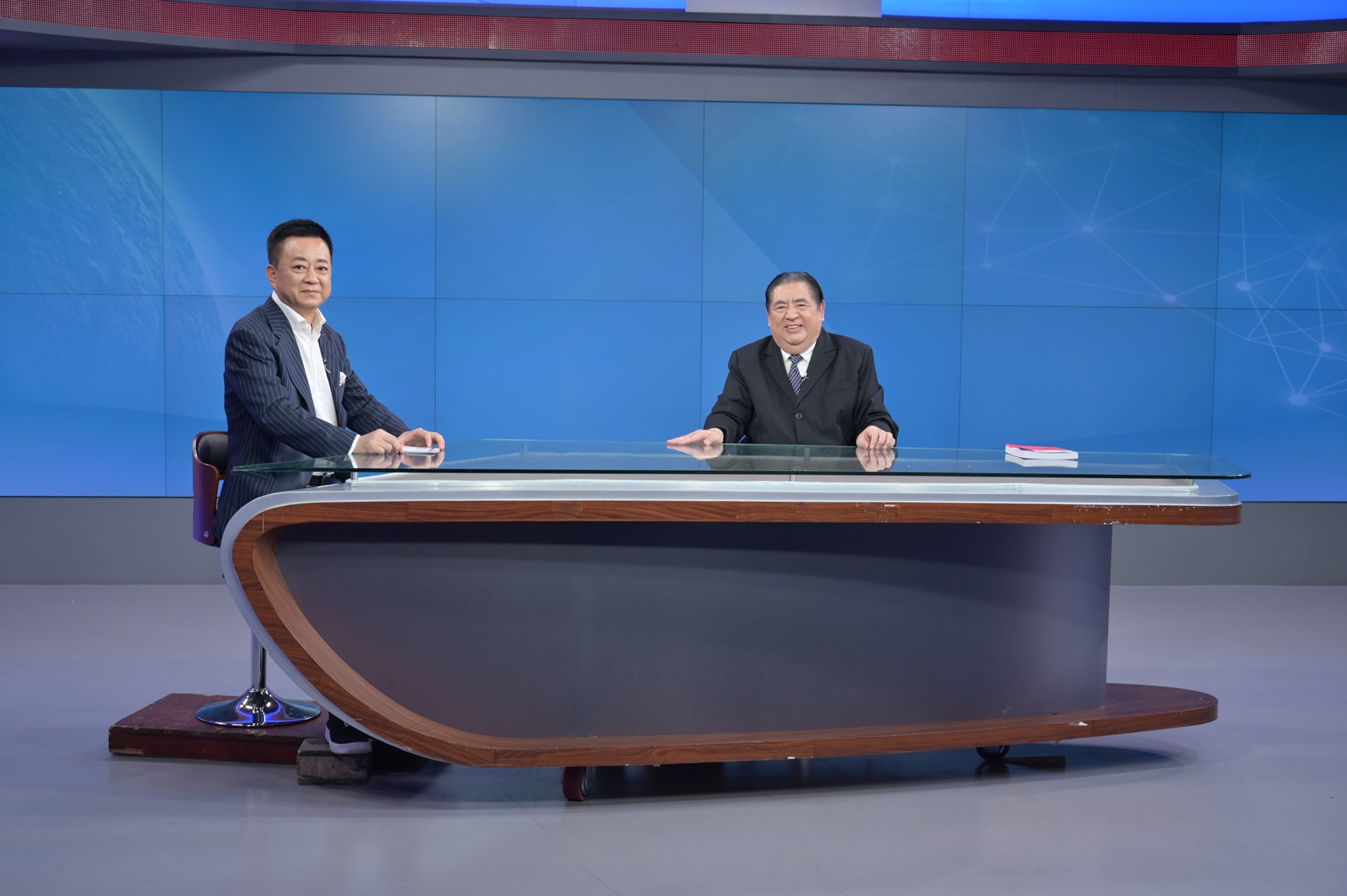 http://www.chinajingji.cn/uploads/allimg/231011/1045136003-0.jpg