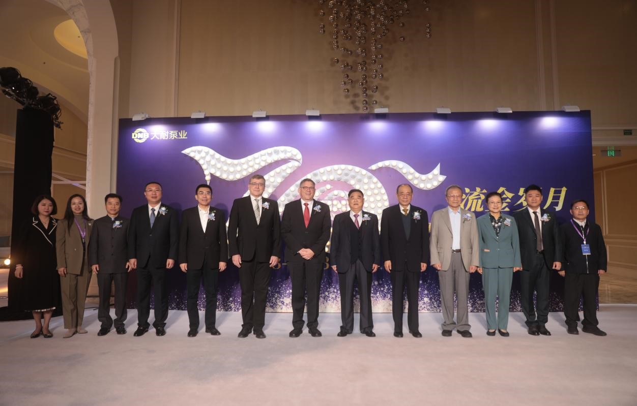 http://www.chinajingji.cn/uploads/allimg/231030/154R63Y6-0.jpg