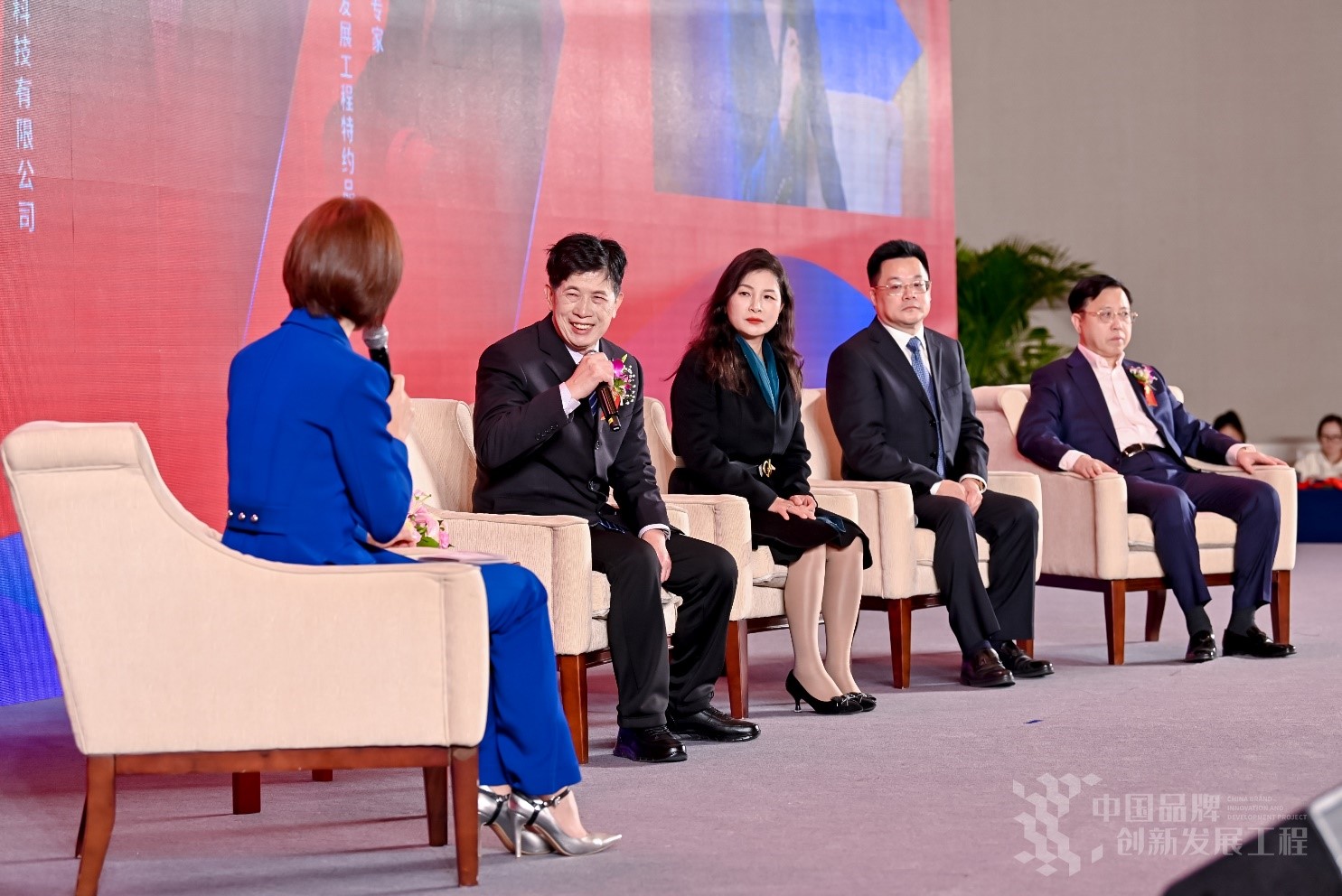http://www.chinajingji.cn/uploads/allimg/231226/0946144A9-2.jpg