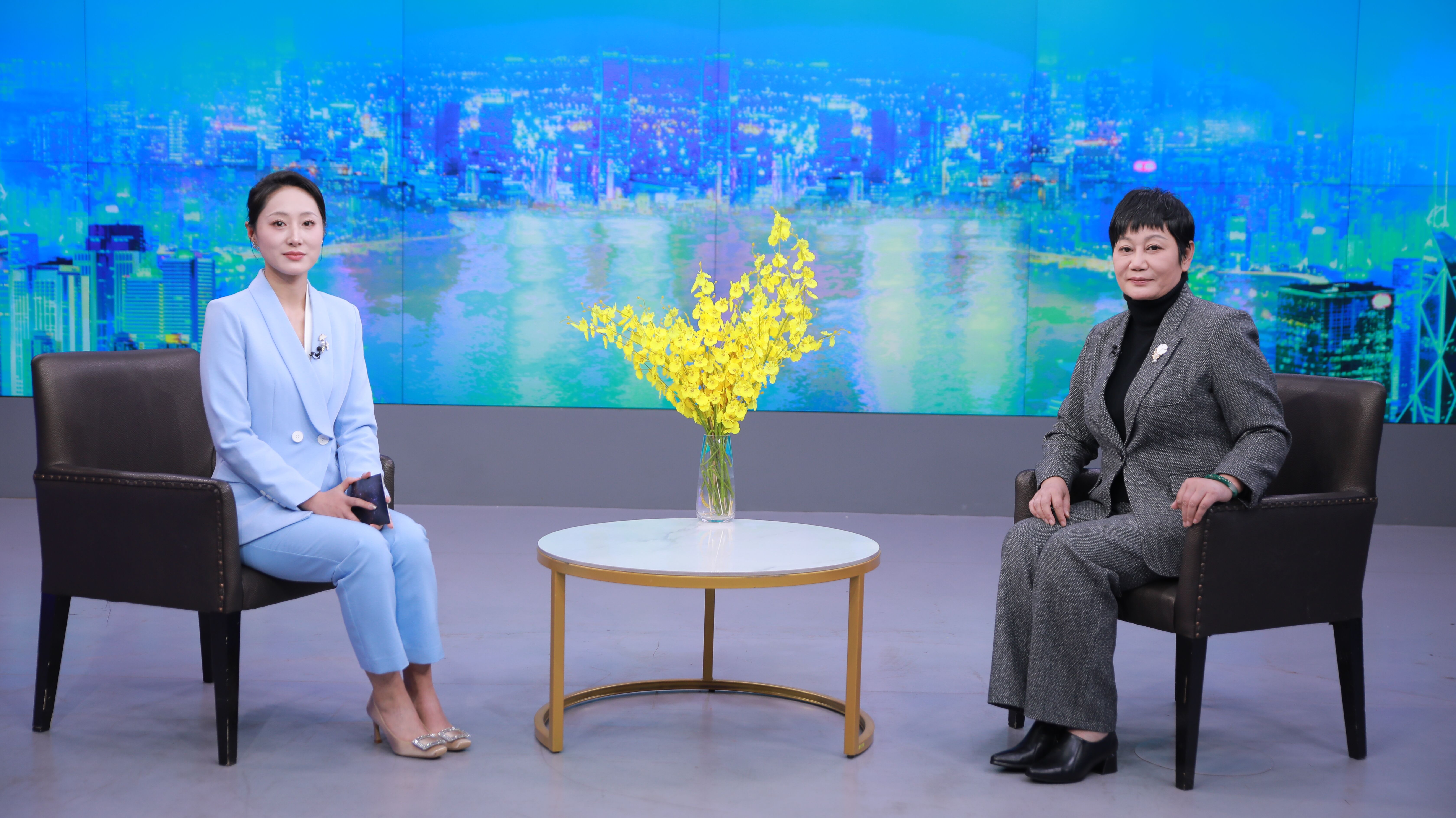 http://www.chinajingji.cn/uploads/allimg/250211/10540AB1-0.jpg