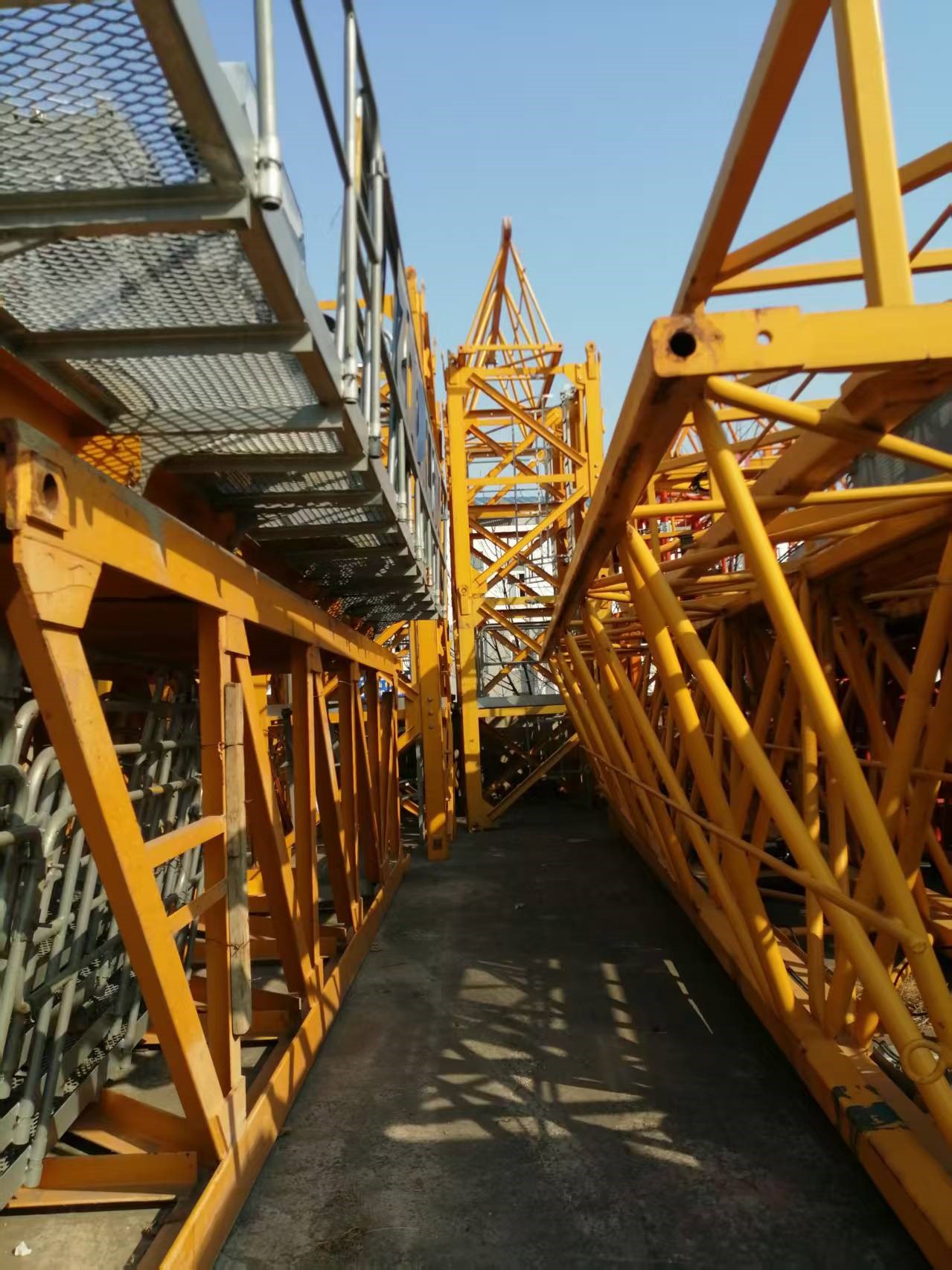http://www.chinajingji.cn/uploads/allimg/250317/0910143913-1.jpg
